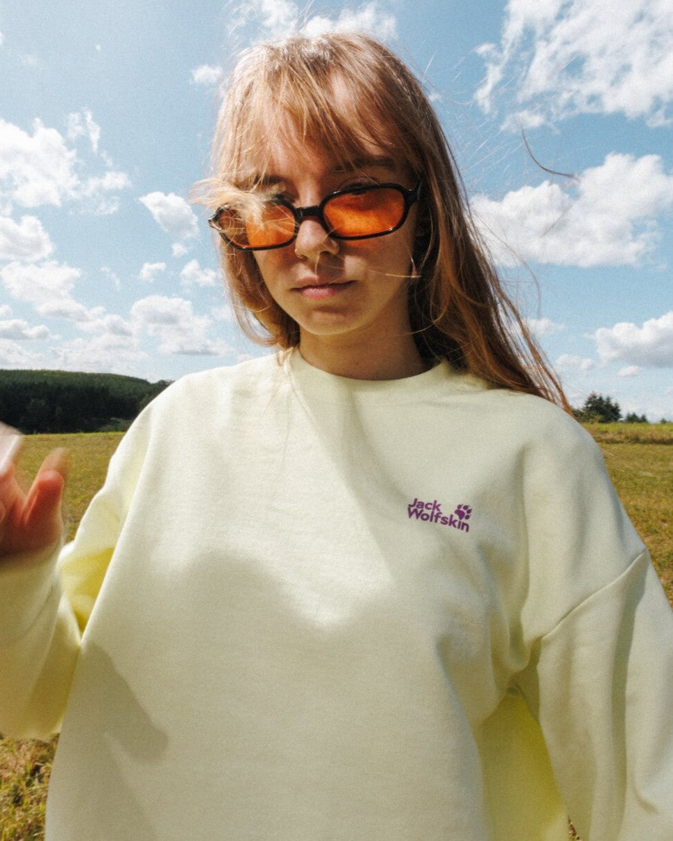 Women's Hoodies & Pullovers