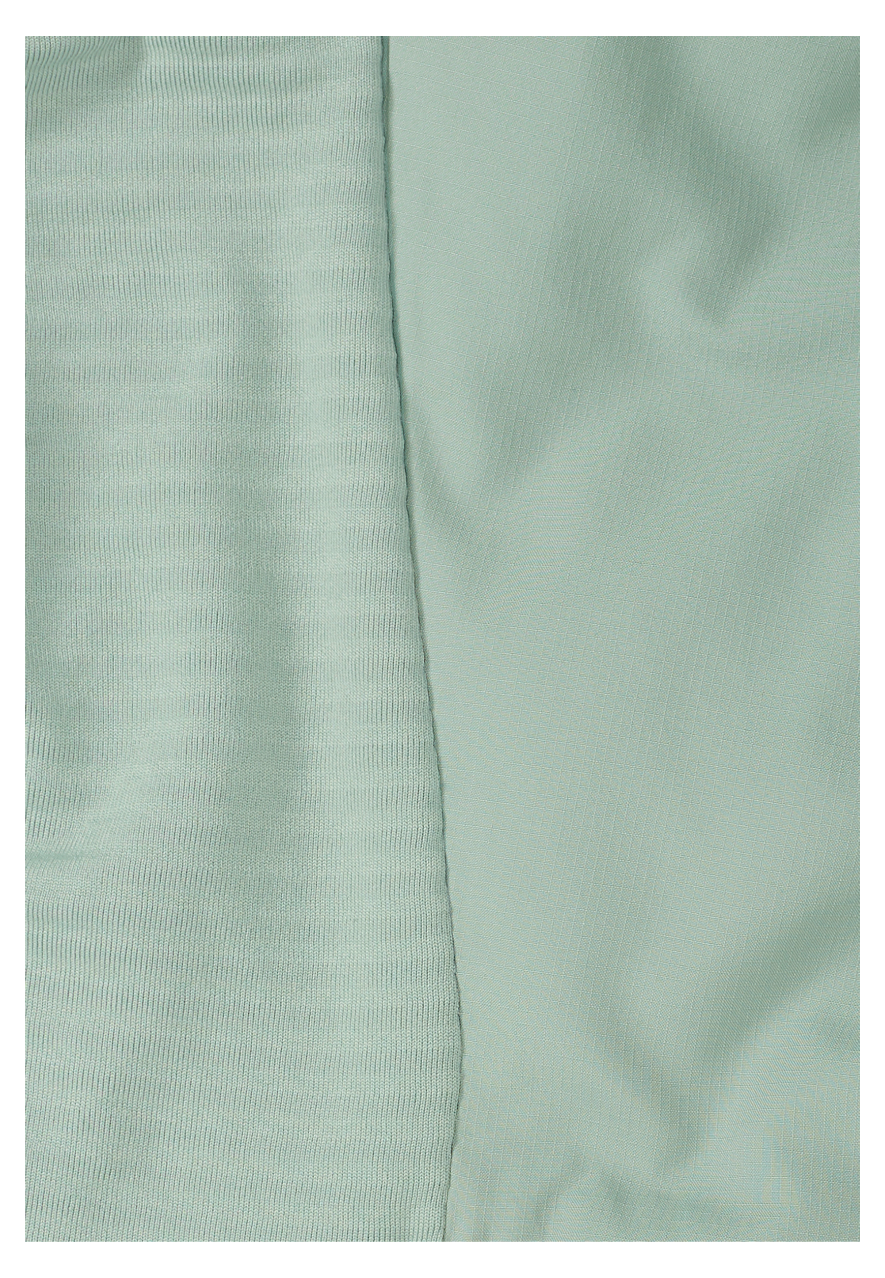 A65845_E0272