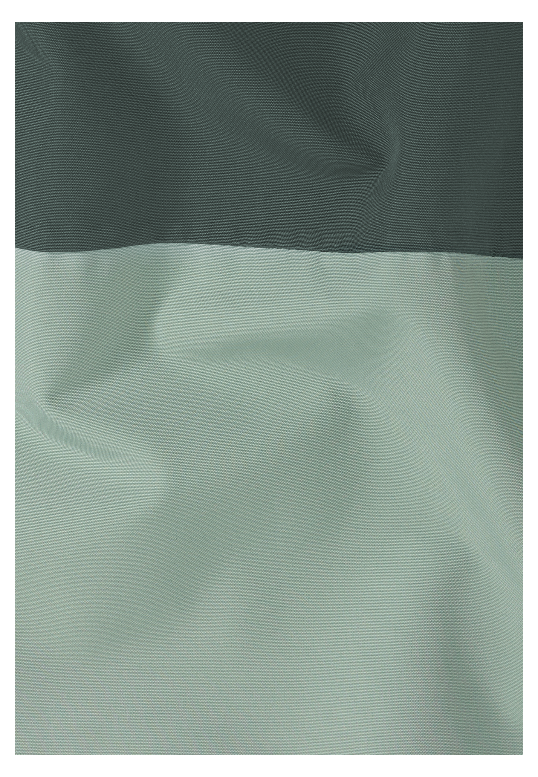 A65880_E0272