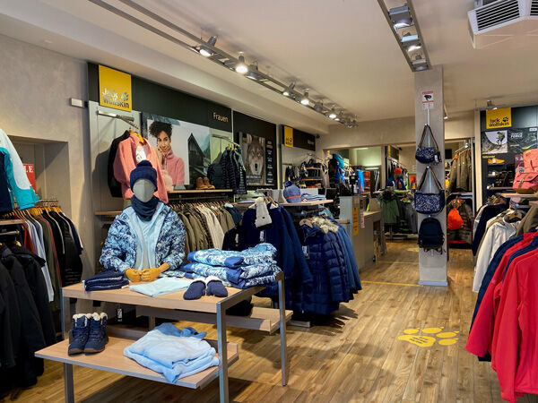 Outlet wolfskin store
