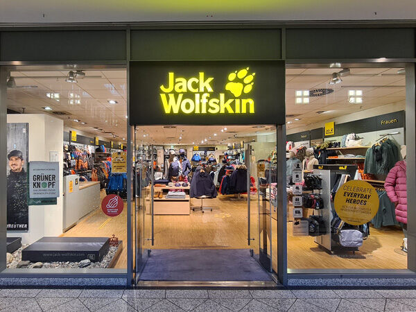 JACK WOLFSKIN STORE: Berlin, Bahnhofstraße – WOLFSKIN
