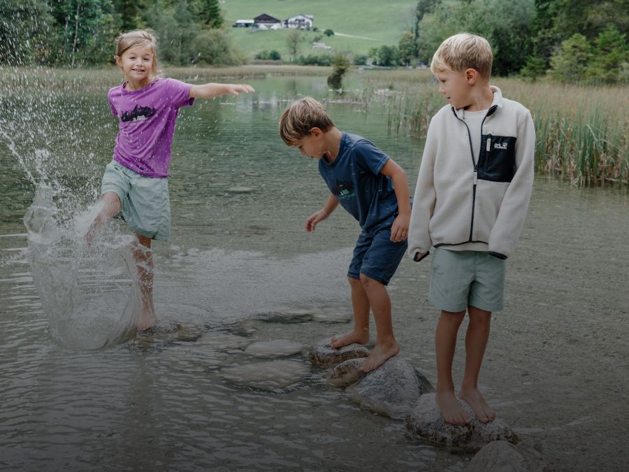 Discover children's clothing sale & outlet