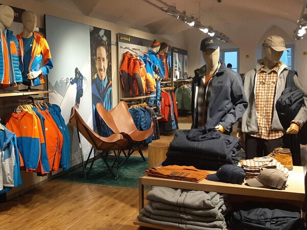 Jack wolfskin shop near me outlet