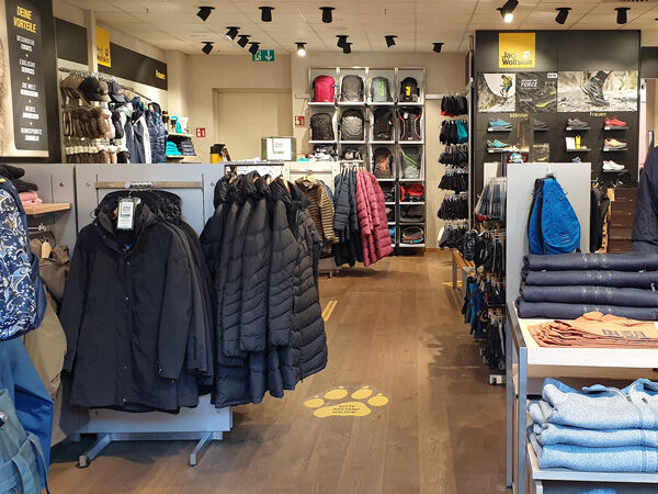 Jack wolfskin clothes hotsell