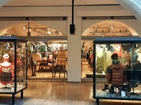 JACK WOLFSKIN STORE Bozen Laubengasse 4 JACK WOLFSKIN