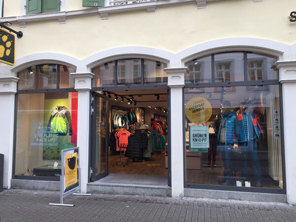Jack wolfskin store locator hotsell