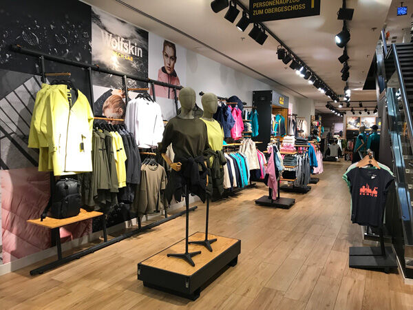 Mail woensdag eetbaar JACK WOLFSKIN STORE: München, Neuhauser Straße 29 – JACK WOLFSKIN