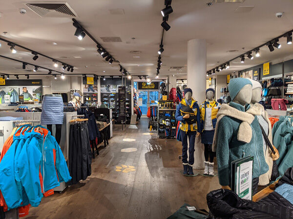 sneeuwman uitgehongerd binair JACK WOLFSKIN STORE: Berlin, Joachimsthaler Straße 5-6 – JACK WOLFSKIN