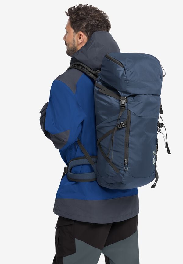 30 liter backpack hiking Durston The Ortovox Traverse 30 is a mens backpack designed for year ECHOTREK SHAPE 30 S-L -