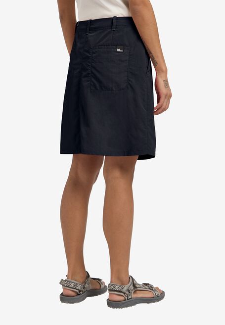 Discover women's dresses and skirts sale & outlet